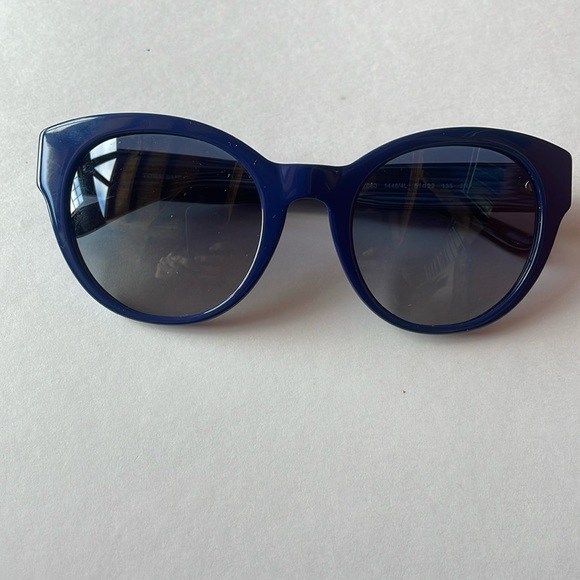 Tory Burch sunglasses - Picture 2 of 8